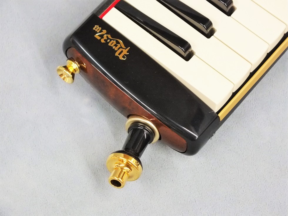 SUZUKI PRO-37 V3 [メロディオン/アルト37鍵] / ハーモニカ | 谷口楽器